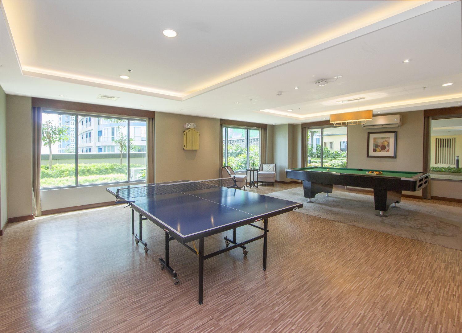 Park West Game Room (Large)_1